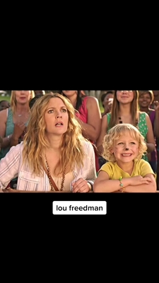 2022-01-28_-_credit_Drew_Barrymore_my_movie_mama_mp40408.jpg