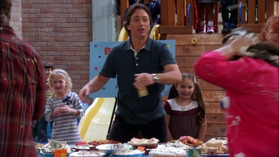 See_Dad_Run_S03E09_mkv7343.jpg