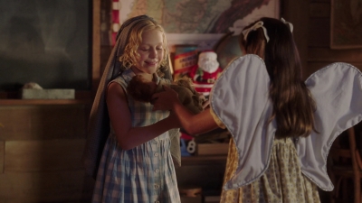 Christmas_of_Many_Colors_Circle_of_Love_mp41541.jpg