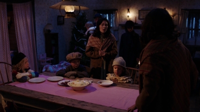Christmas_of_Many_Colors_Circle_of_Love_mp43776.jpg