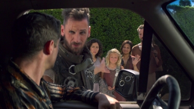 Future_Man_S02E12_mkv8704.jpg