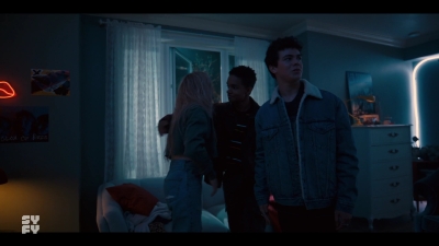 Chucky_S02E01_mkv1790.jpg