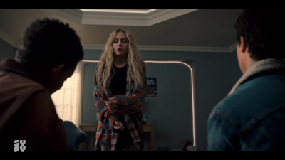 Chucky_S02E01_mkv2009.jpg
