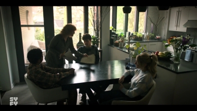 Chucky_S03E01_mkv2209.jpg