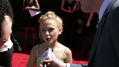 2017-04-30_-_Daytime_Emmy_Awards_1_mp44327.jpg