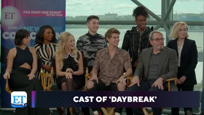 2019-10-05_-_ET_Live_-_Daybreak_Cast_at_NYCC_2019_mp44973.jpg