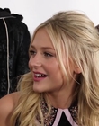 Filename=2019-10-10_-_Entertainment_Weekly_NYCC_2019_Interview_mp40200.jpg
Filesize=880KiB
Dimensions=1920x1080
Date added=Jun 30, 2025 2019-10-10_-_Entertainment_Weekly_NYCC_2019_Interview_mp40200.jpg
