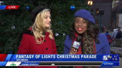 2019-12-06_-_Fantasy_of_Lights_Parade_mp40205.jpg