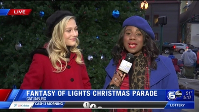 2019-12-06_-_Fantasy_of_Lights_Parade_mp40229.jpg