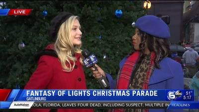 2019-12-06_-_Fantasy_of_Lights_Parade_mp40266.jpg
