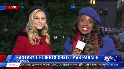 2019-12-06_-_Fantasy_of_Lights_Parade_mp40290.jpg