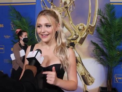 2022-06-24_-_49th_Daytime_Emmy_Awards_3_mp413398.jpg