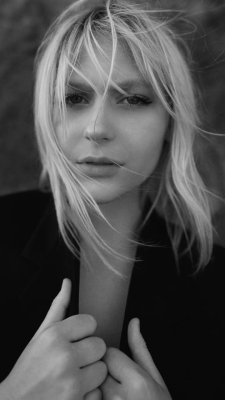 Black_281629.jpg