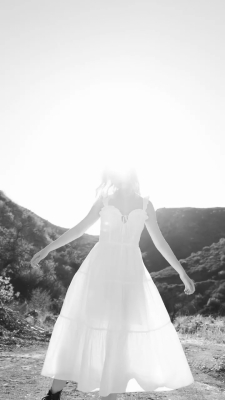 White_28229.jpg