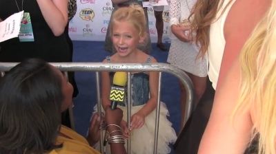 2014-08-10_-_Teen_Choice_Awards_2014_mp40283.jpg